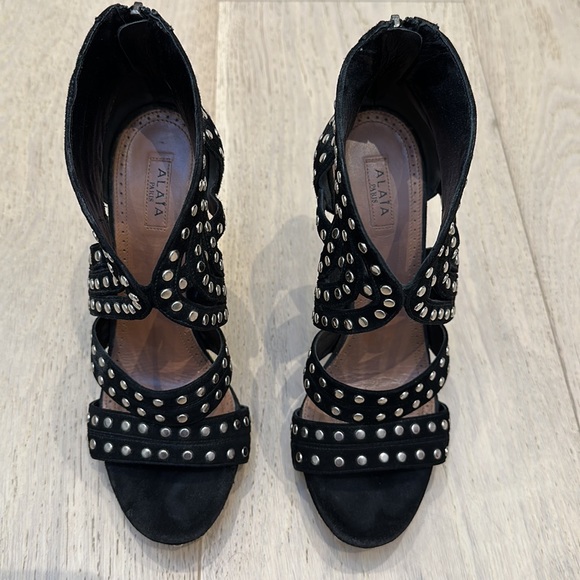 Alaia studded suede heels - Picture 4 of 7